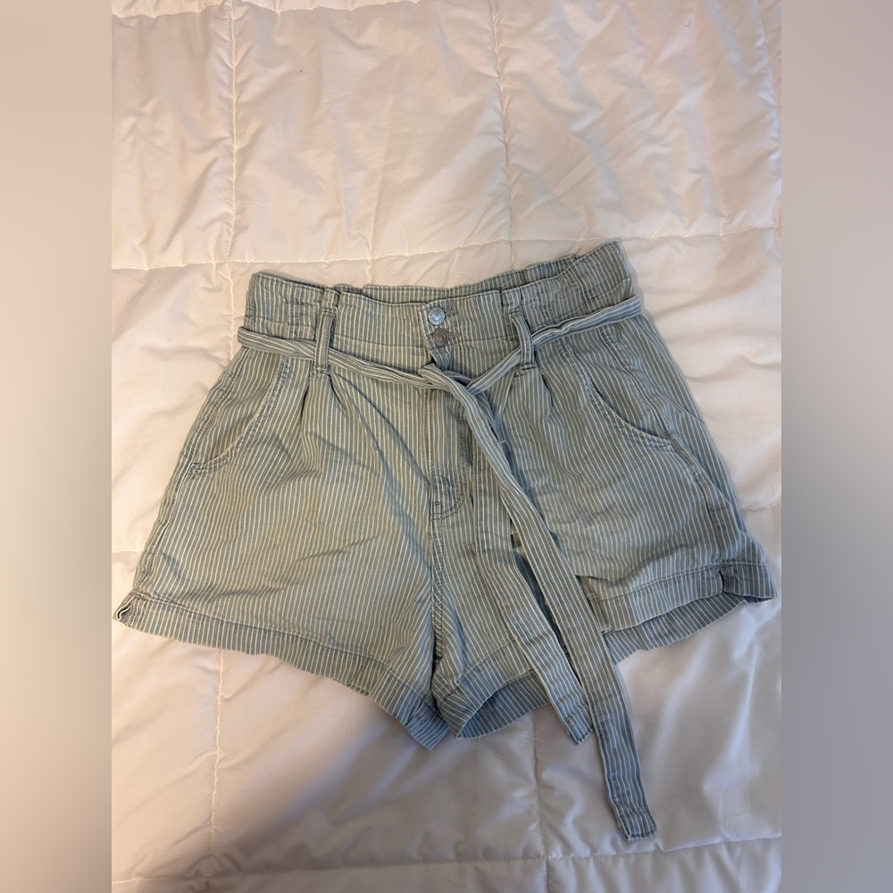 American Eagle Paper Bag Shorts, Size 8